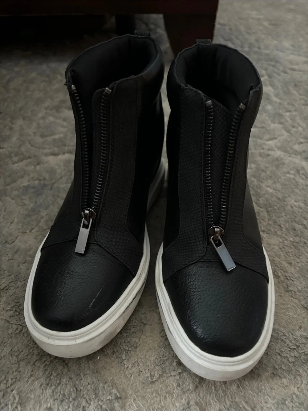 Women's Black Zip-Front Ankle Booties